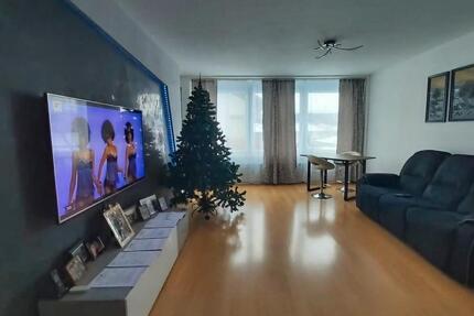 Anfragen nur per Mail! 3 zimmer