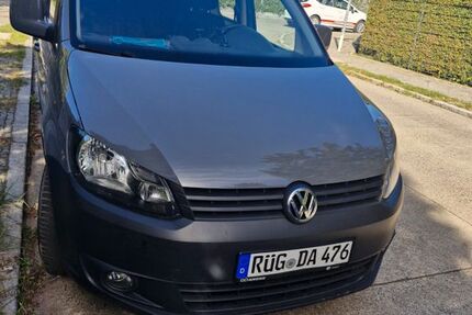 VW Caddy 180.000 km 3.000 &euro; Berlin 13437