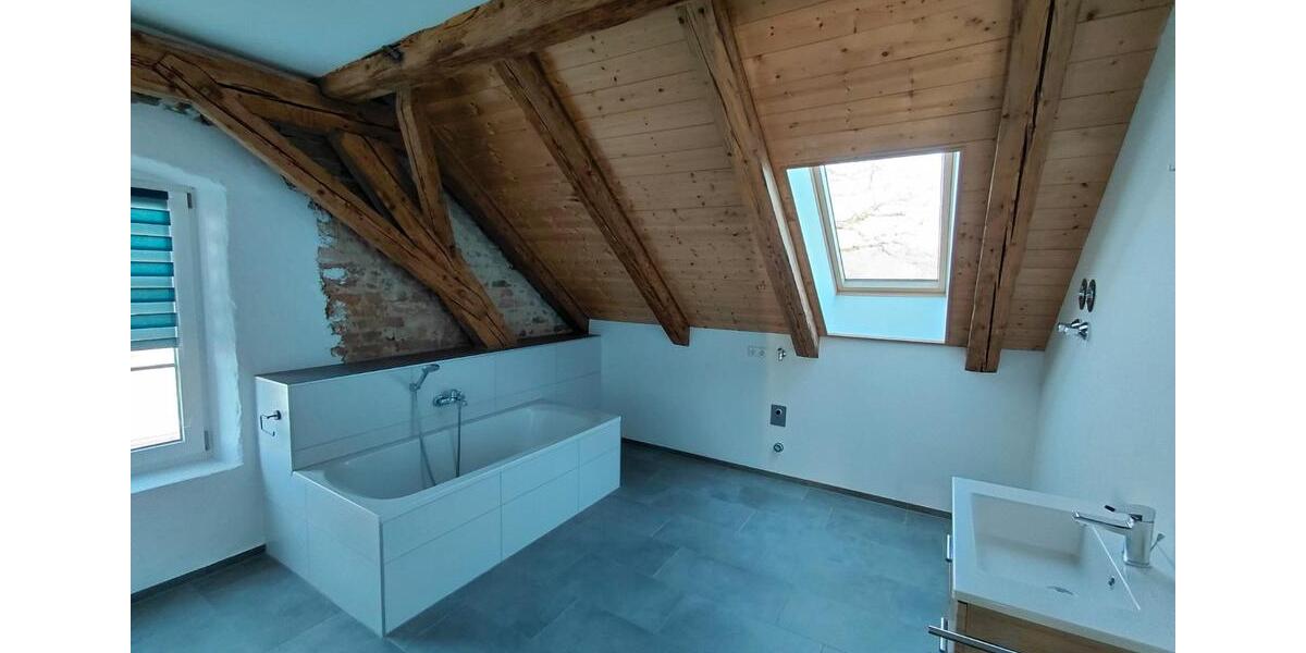 Dachgeschoßwohnung Jandelsbrunn - 4 Zimmer, 129 m&sup2;, 820&euro; | Angebot:26067068