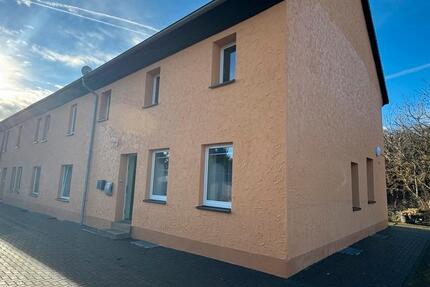 Helle 3-Raum-Wohnung in ruhiger Lage Adler Kali– 91 m² 3 zimmer