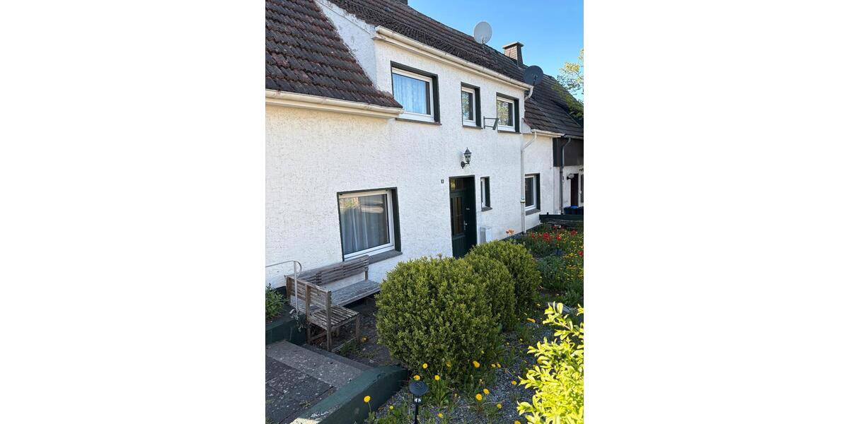 Bauernhaus, Landhaus Brilon - 6.5 Zimmer, 135 m&sup2;, 153.000&euro; | Angebot:26677380