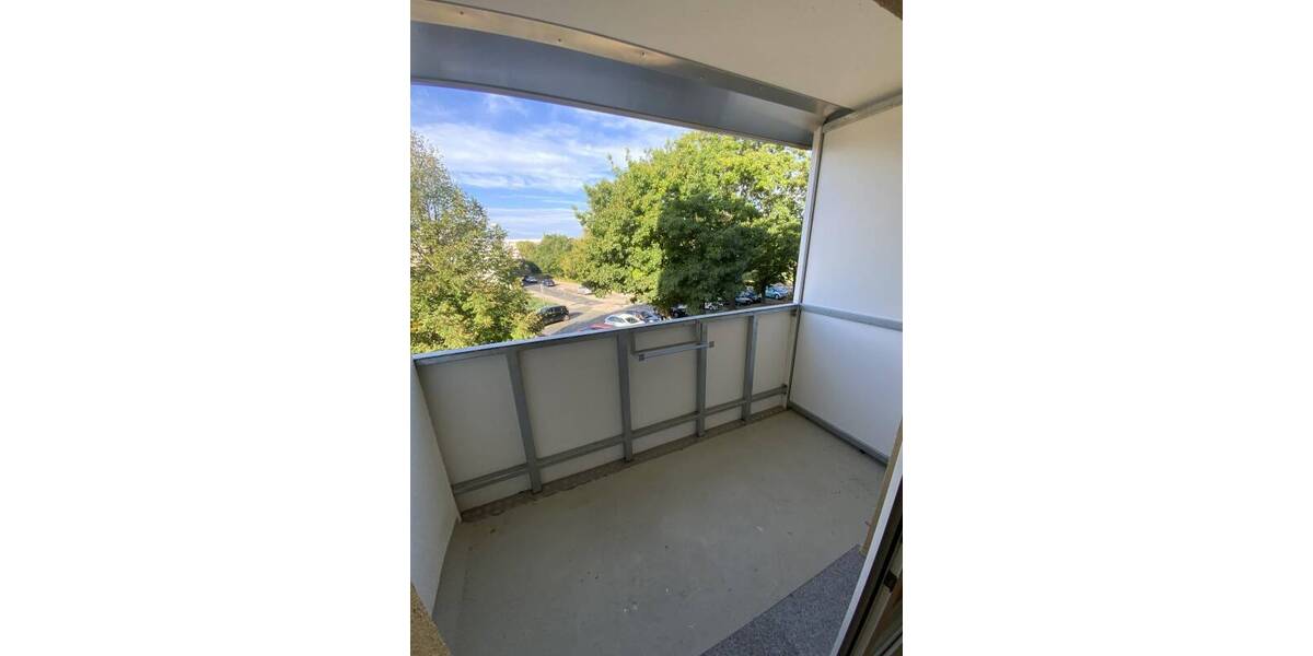 Etagenwohnung Dessau-Roßlau Innenstadt - 3 Zimmer, 57 m&sup2;, 375&euro; | Angebot:26833408