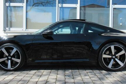 Porsche 992 5.000 km 139.950 &euro; Gauting bei Starnberg 82131