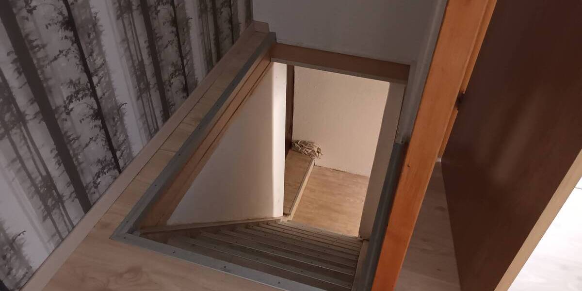 Etagenwohnung Auerbach - 2 Zimmer, 58 m&sup2;, 261&euro; | Angebot:25697806