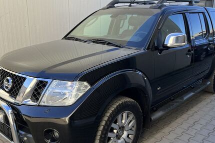 Nissan Navara 138.000 km 17.999 &euro; berlin 12305