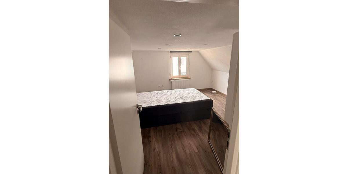 Reihenhaus Giengen an der Brenz - 8 Zimmer, 200 m&sup2;, 479.000&euro; | Angebot:26429111