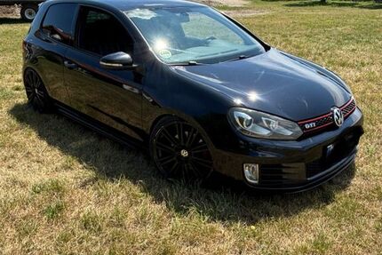 VW Golf 228.000 km 6.400 &euro; Volkertshausen 78269