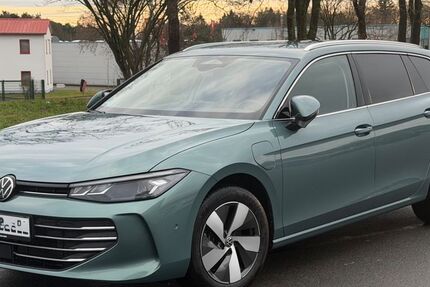 VW Passat 29.700 km 37.500 &euro; Bielefeld 33649