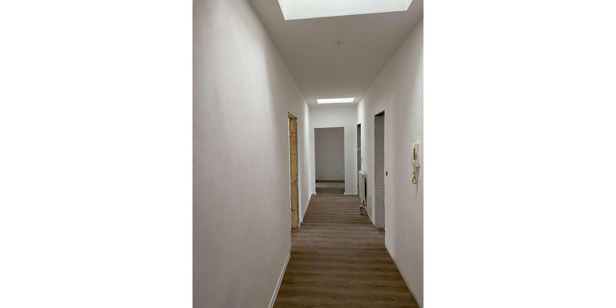 Dachgeschoßwohnung Zwickau Zwickau-Nord - 4 Zimmer, 100 m&sup2;, 730&euro; | Angebot:25974104