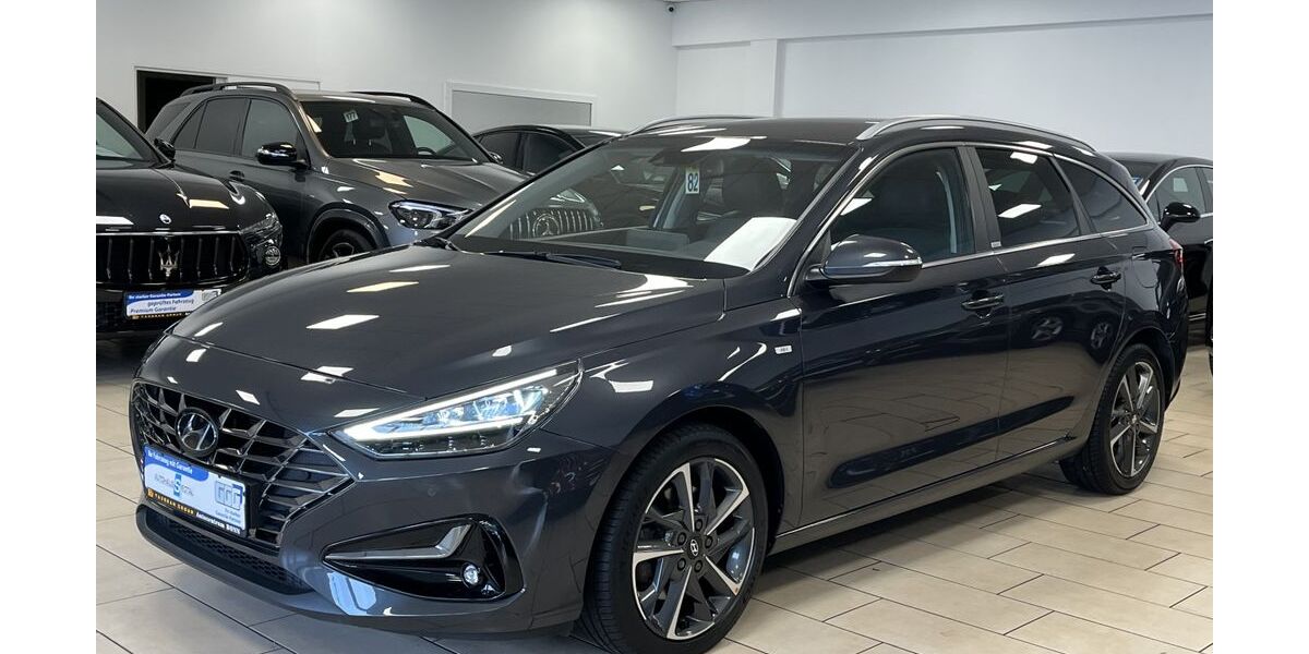 Hyundai i30 107.477 km 17.450 € Bonn 53227