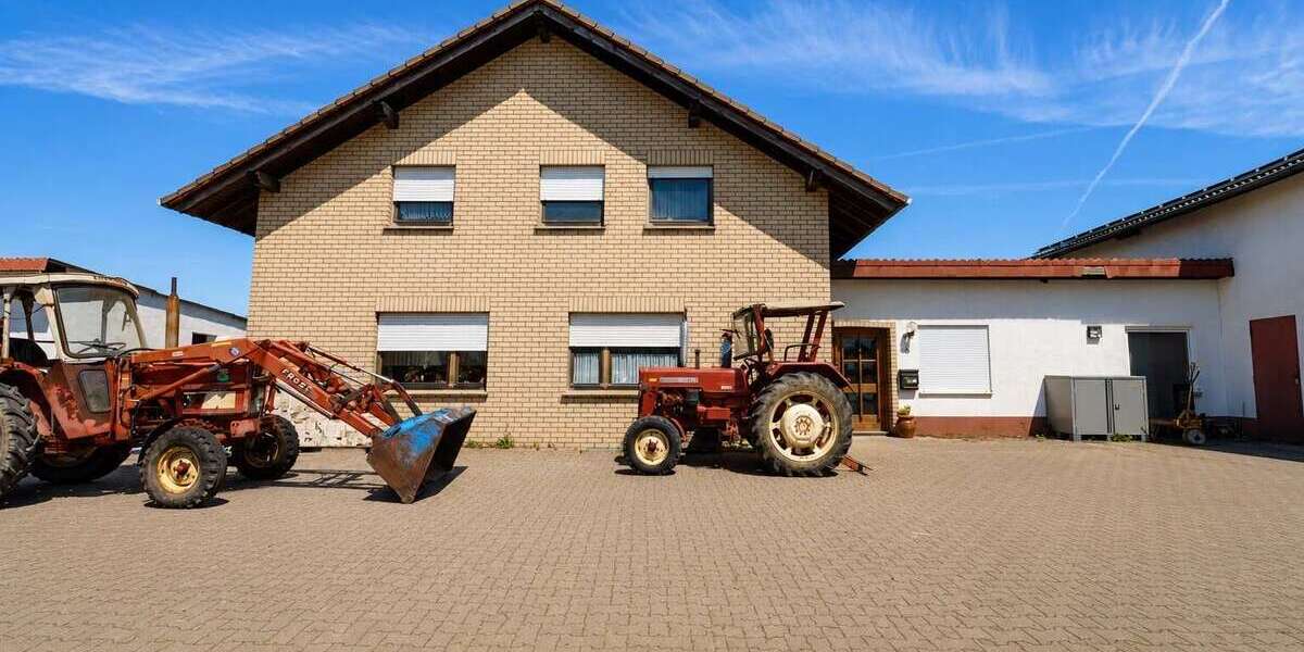 Einfamilienhaus Brakel / Gehrden Gehrden - 12 Zimmer, 231 m&sup2;, 430.000&euro; | Angebot:26956301