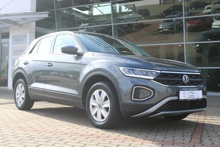 VW T-Roc 44.870 km 16.900 &euro; Bückeburg 31675