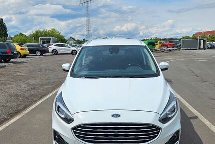 Ford Galaxy 182.975 km 12.900 &euro; Berlin 12099