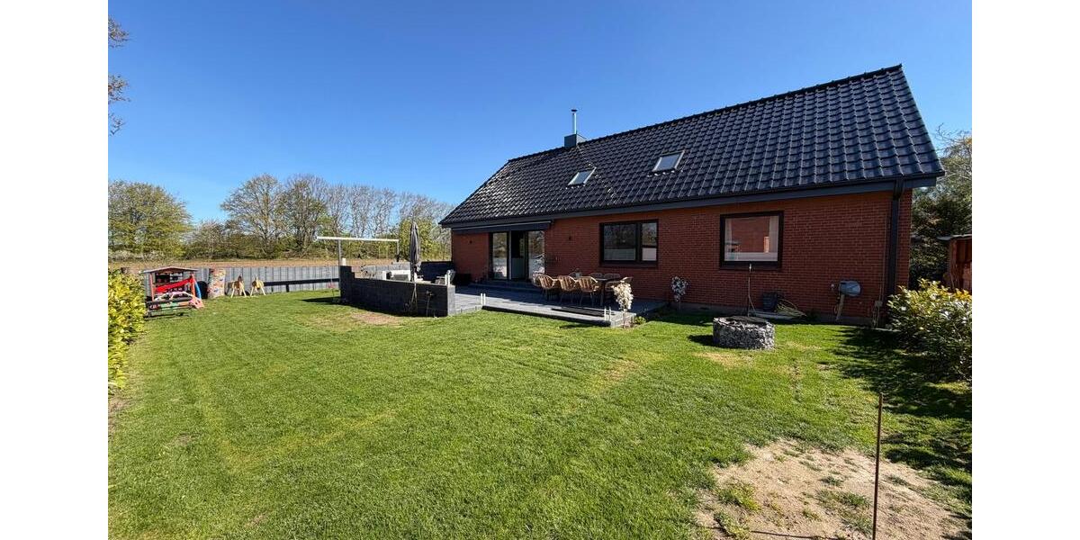 Bungalow Schleswig - 3 Zimmer, 125 m&sup2;, 480.000&euro; | Angebot:26463596