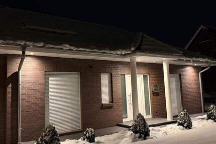 Exklusiver Bungalow mit 3 Schlafzimmer, 2 Bäder, Doppelgarage und Ausbaureserve 4 zimmer