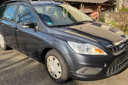 Ford Focus 178.000 km 2.260 € Laichingen 89150