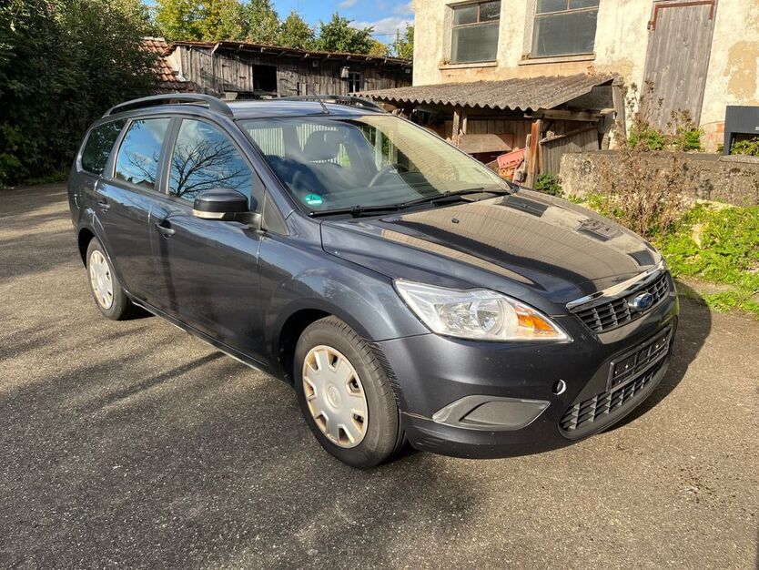 Ford Focus 178.000 km 2.260 € Laichingen 89150