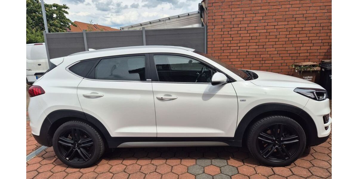 Hyundai TUCSON 87.949 km 19.850 &euro; Meine 38527