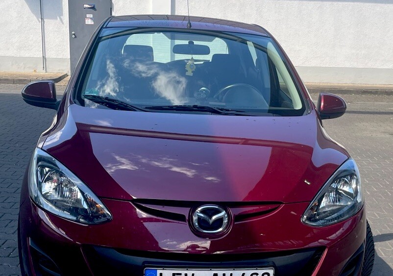 Mazda 2 145.000 km 5.000 &euro; Leverkusen 51373