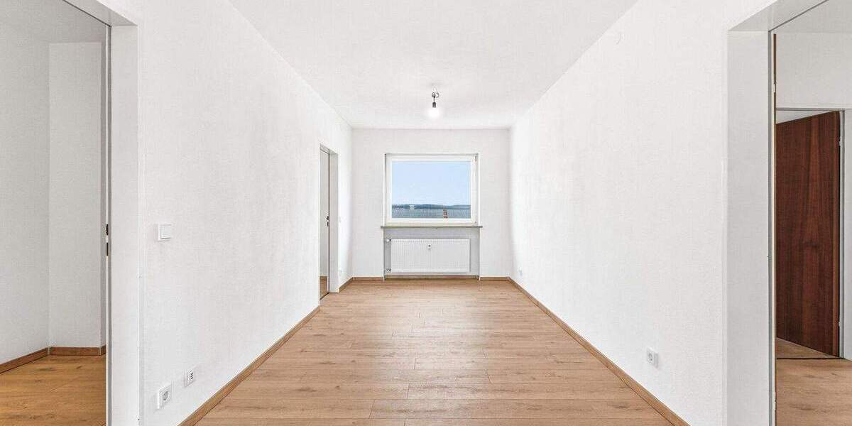 Etagenwohnung Roding - 4 Zimmer, 101 m&sup2;, 214.900&euro; | Angebot:25680320