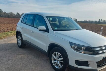 VW Tiguan 138.500 km 9.100 € Enkenbach-Alsenborn 67677