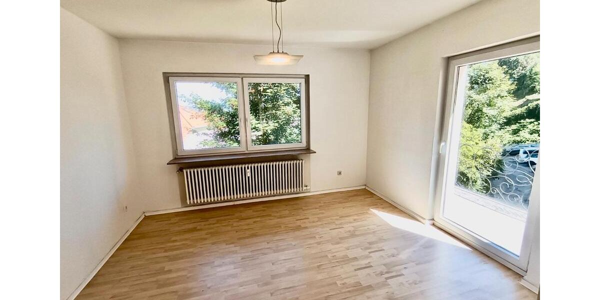 Etagenwohnung Saarbrücken St. Arnual - 4 Zimmer, 98 m&sup2;, 195.000&euro; | Angebot:27126705