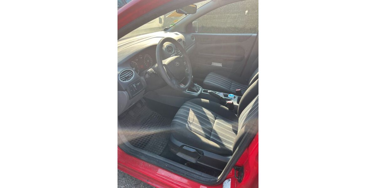 Ford Focus 146.500 km 2.000 &euro; Friedrichshafen (alternativ: Stuttgart 70599) 88046
