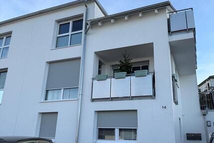 Provisionsfreie 3,5-Zimmer DG-Wohnung mit tollem Ausblick 3.5 zimmer