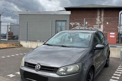 VW Polo 137.000 km 6.000 &euro; Köln 51143