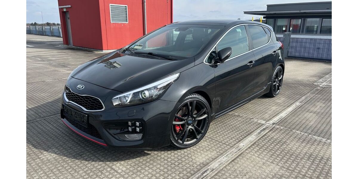 Kia ceed / Ceed 107.760 km 11.900 &euro; München 81829