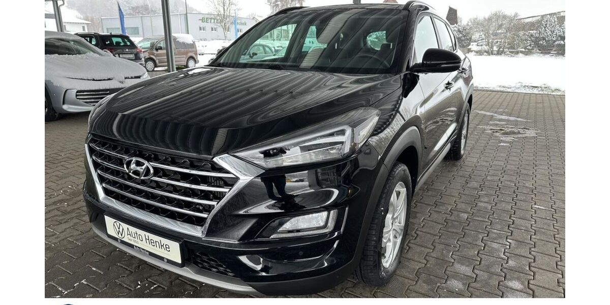 Hyundai TUCSON 25.384 km 19.898 &euro; Büren 33142