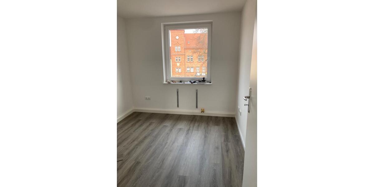 Etagenwohnung Zörbig - 3 Zimmer, 56 m&sup2;, 365&euro; | Angebot:25255782