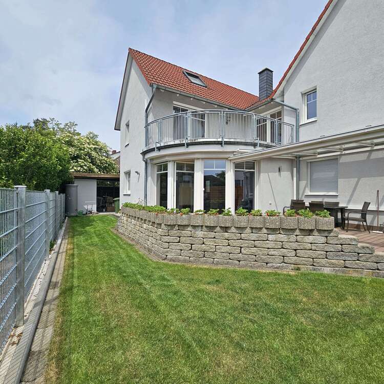 Haus zum Mieten in Pfungstadt 2.500 € 180 m²