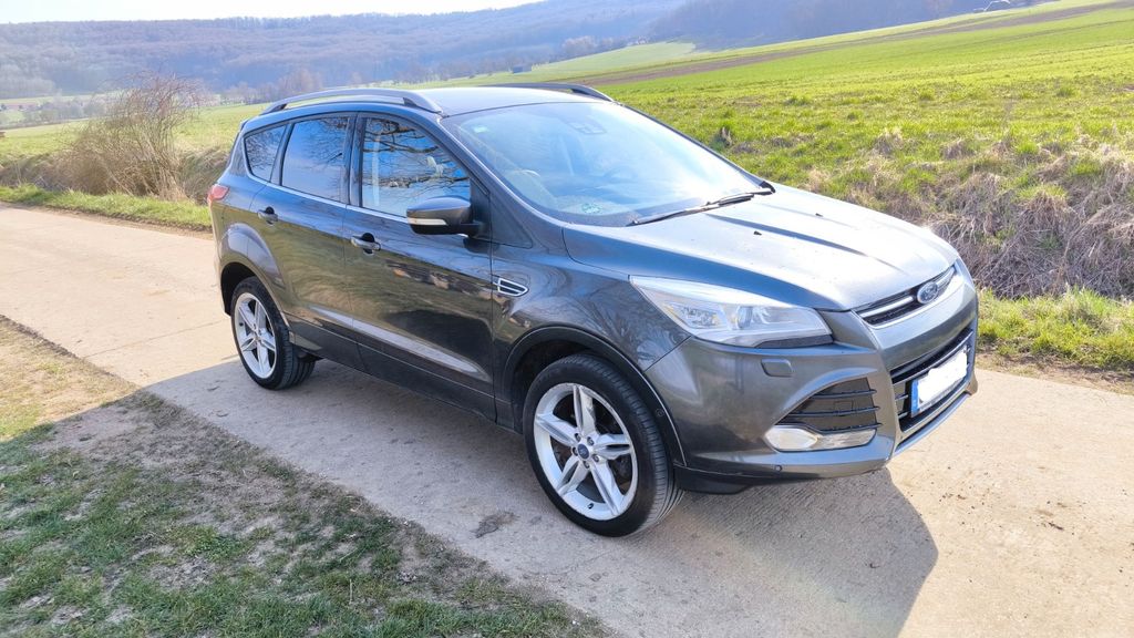 Ford Kuga 176.400 km 9.999 &euro; Markt Berolzheim 91801