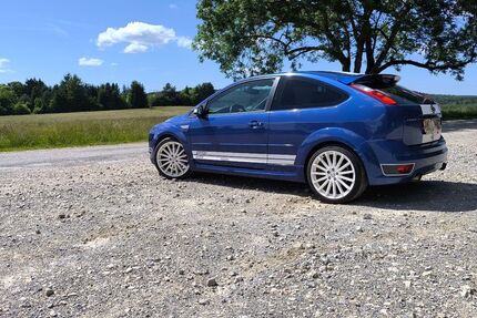 Ford Focus 185.000 km 5.499 &euro; Bitz 72475