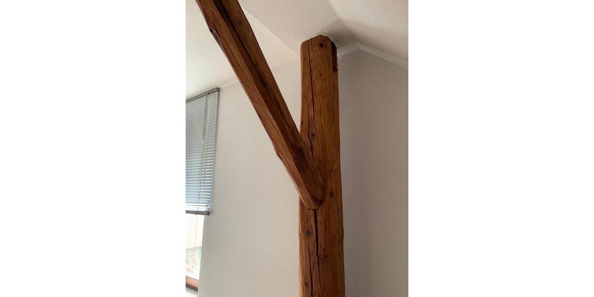 Dachgeschoßwohnung Aerzen - 4 Zimmer, 110 m&sup2;, 620&euro; | Angebot:26253779