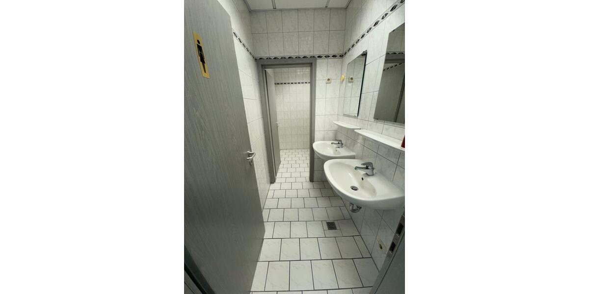 Gewerbeobjekt Wiefelstede - 6&euro; | Angebot:25229363