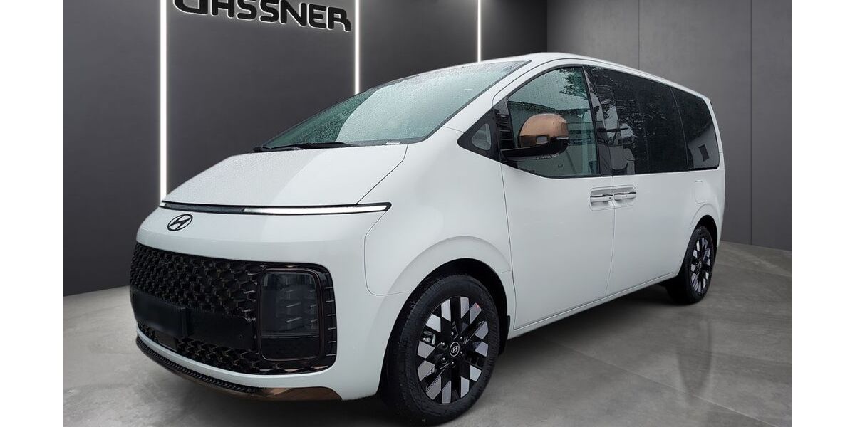 Hyundai STARIA 1.950 km 51.990 &euro; Rosenheim 83022