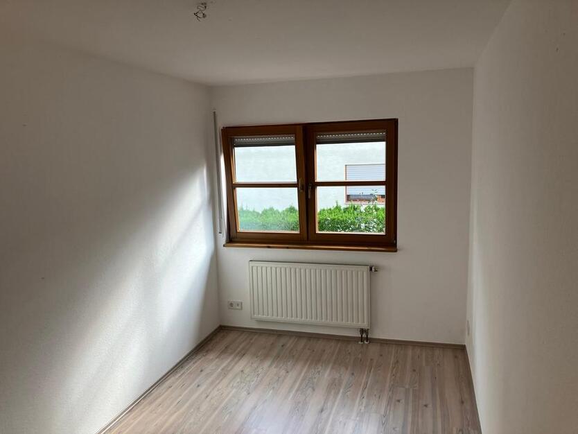 Von privat: Doppelhaushälfte in Weinsberg zu verkaufen