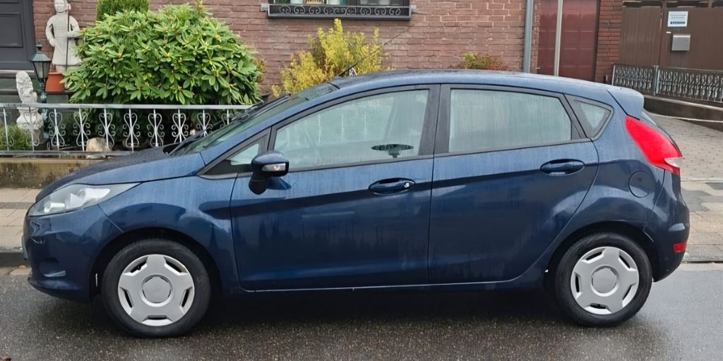 Ford Fiesta 61.000 km 4.699 &euro; Rees-Millingen 46459