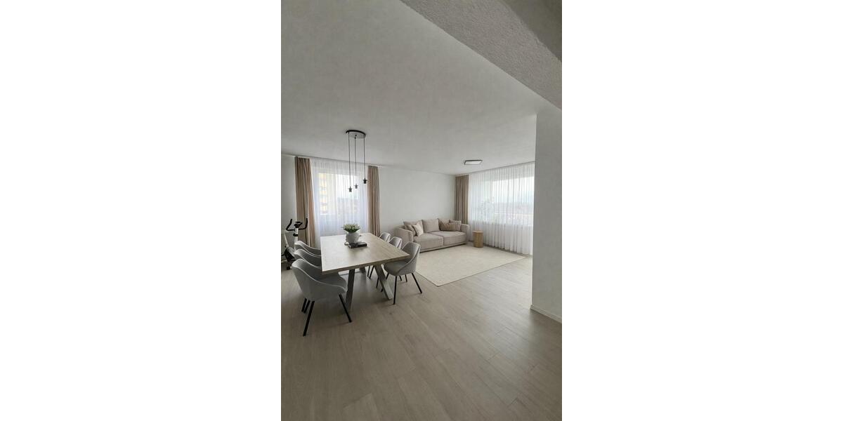 Etagenwohnung Villingen-Schwenningen Schwenningen - 3.5 Zimmer, 96 m&sup2;, 300.000&euro; | Angebot:26318338