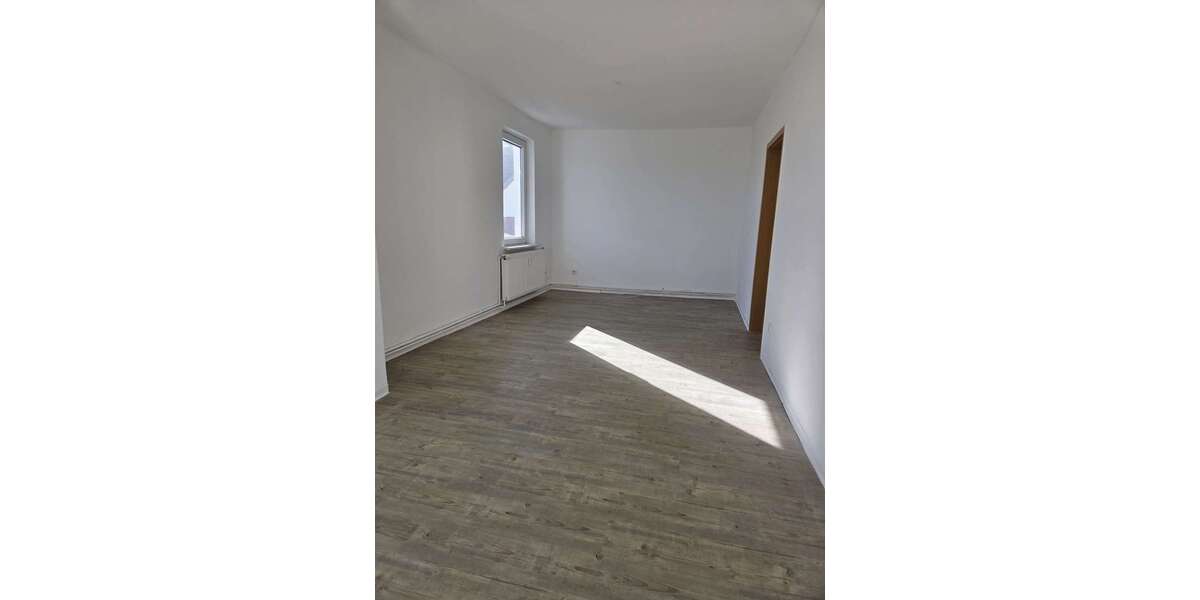 Etagenwohnung Papendorf - 4 Zimmer, 85 m&sup2;, 935&euro; | Angebot:26285563