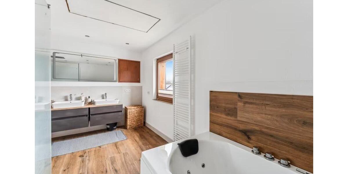 Einfamilienhaus Villingen-Schwenningen Schwenningen - 400.000&euro; | Angebot:26123926