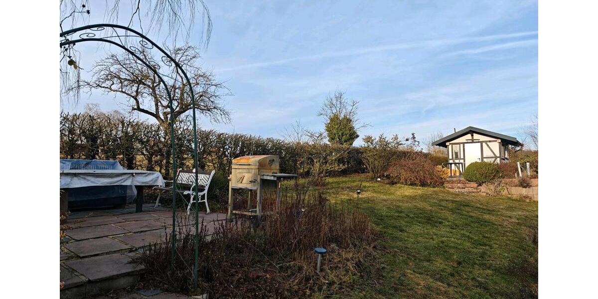 Mehrfamilienhaus, Wohnhaus Warstein - 10 Zimmer, 259 m&sup2;, 180.000&euro; | Angebot:27120014