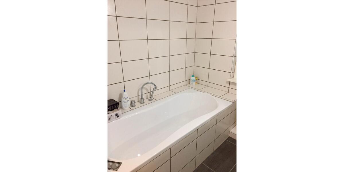 Einfamilienhaus Neuhaus am Rennweg - 3 Zimmer, 117 m&sup2;, 100.000&euro; | Angebot:26248655