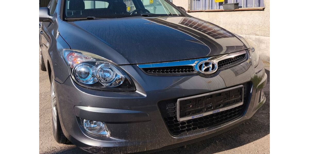 Hyundai i30 151.000 km 3.499 &euro; Memmingen 87700