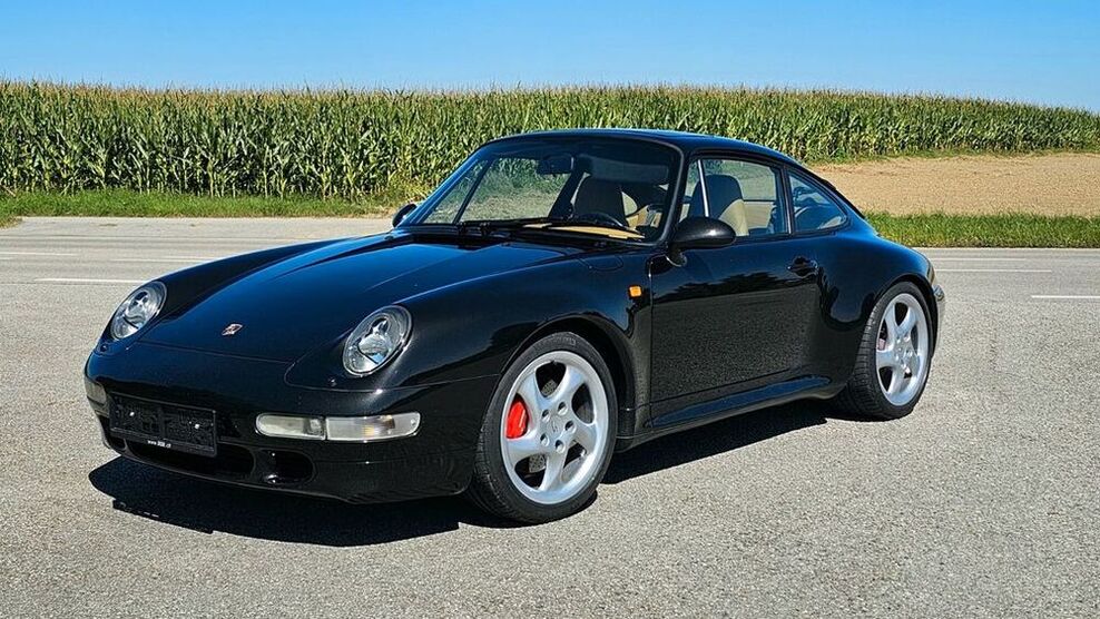 993