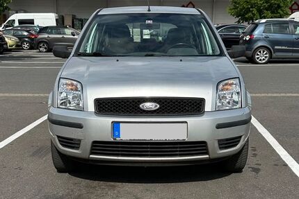 Ford Fusion 159.000 km 1.550 &euro; Essen 45127