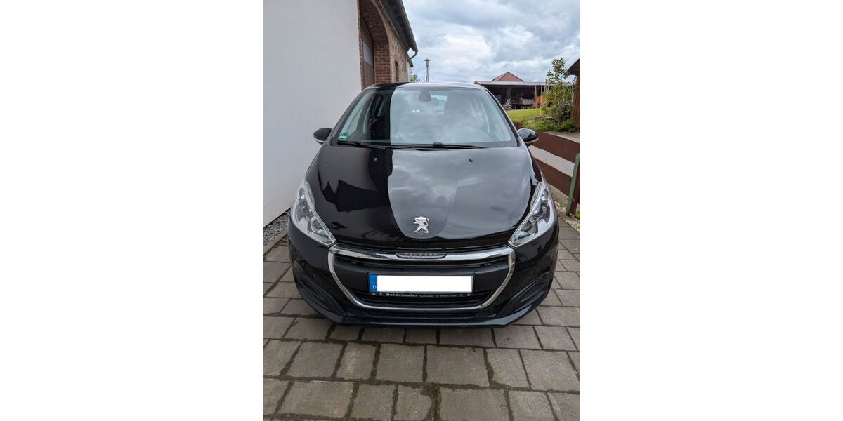 Peugeot 208 138.000 km 5.100 &euro; Diemelsee-Vasbeck 34519