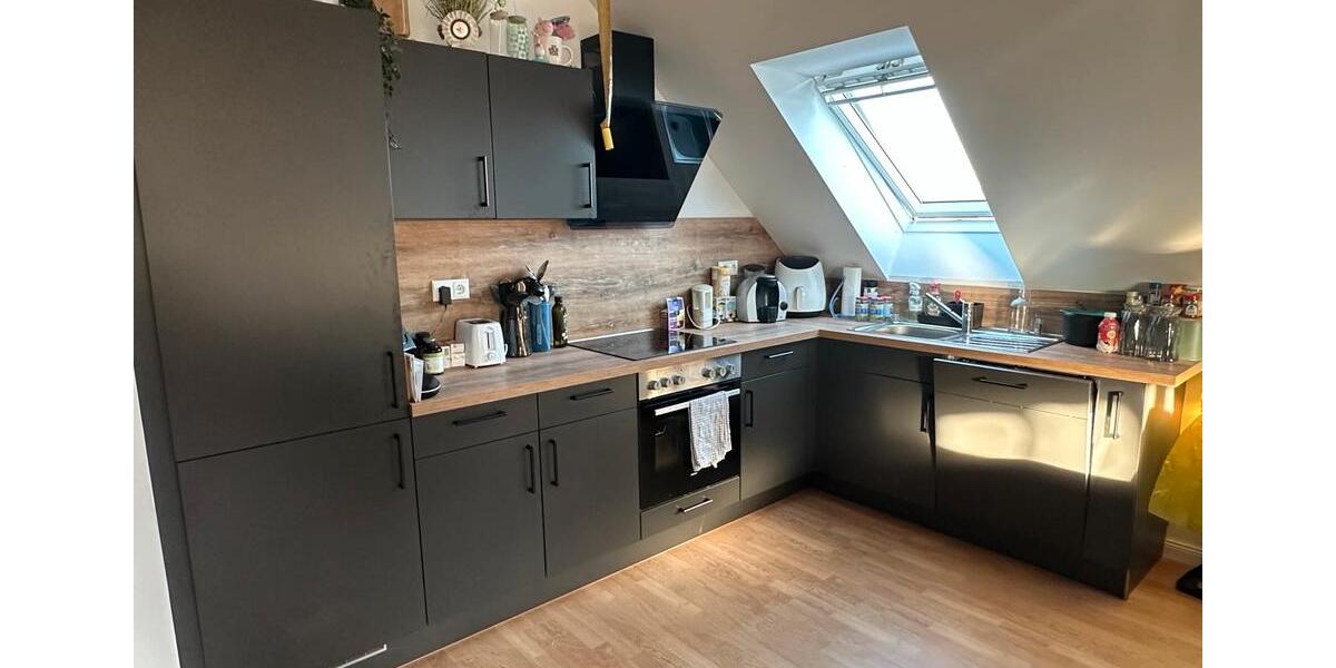 Dachgeschoßwohnung Aukrug - 2.5 Zimmer, 72 m&sup2;, 1.000&euro; | Angebot:23803338